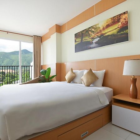 Conson Hotel Chi Khu Co Ong Bagian luar foto