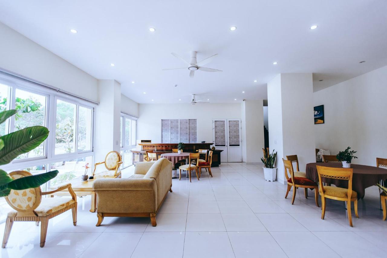 Conson Hotel Chi Khu Co Ong Bagian luar foto