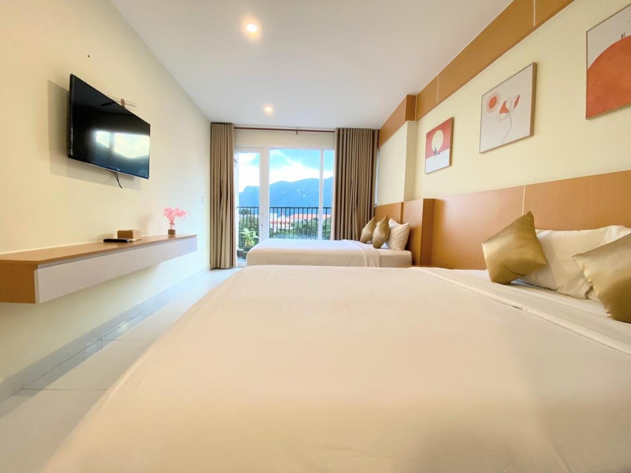 Conson Hotel Chi Khu Co Ong Bagian luar foto