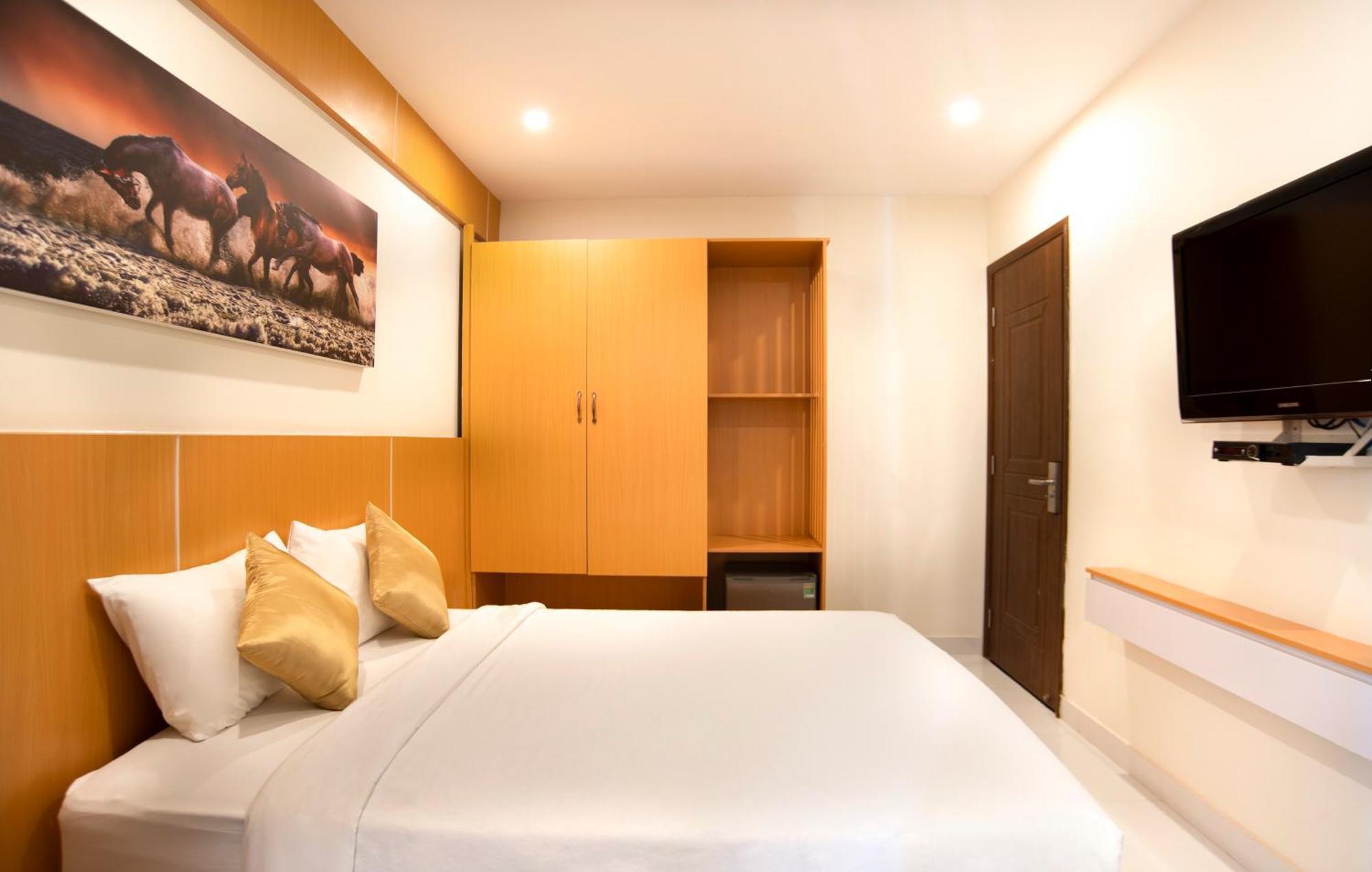 Conson Hotel Chi Khu Co Ong Bagian luar foto