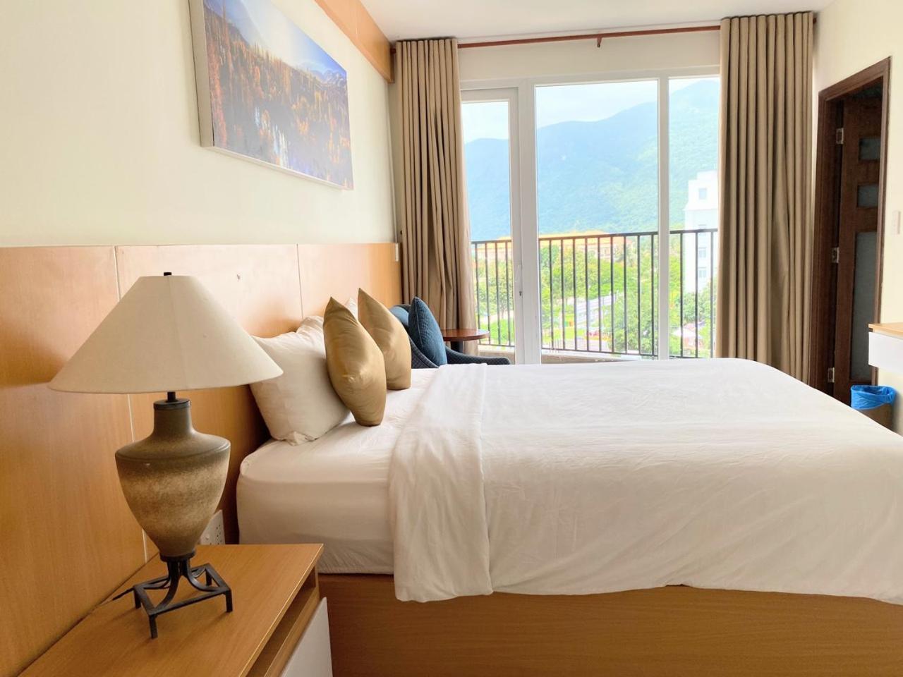 Conson Hotel Chi Khu Co Ong Bagian luar foto
