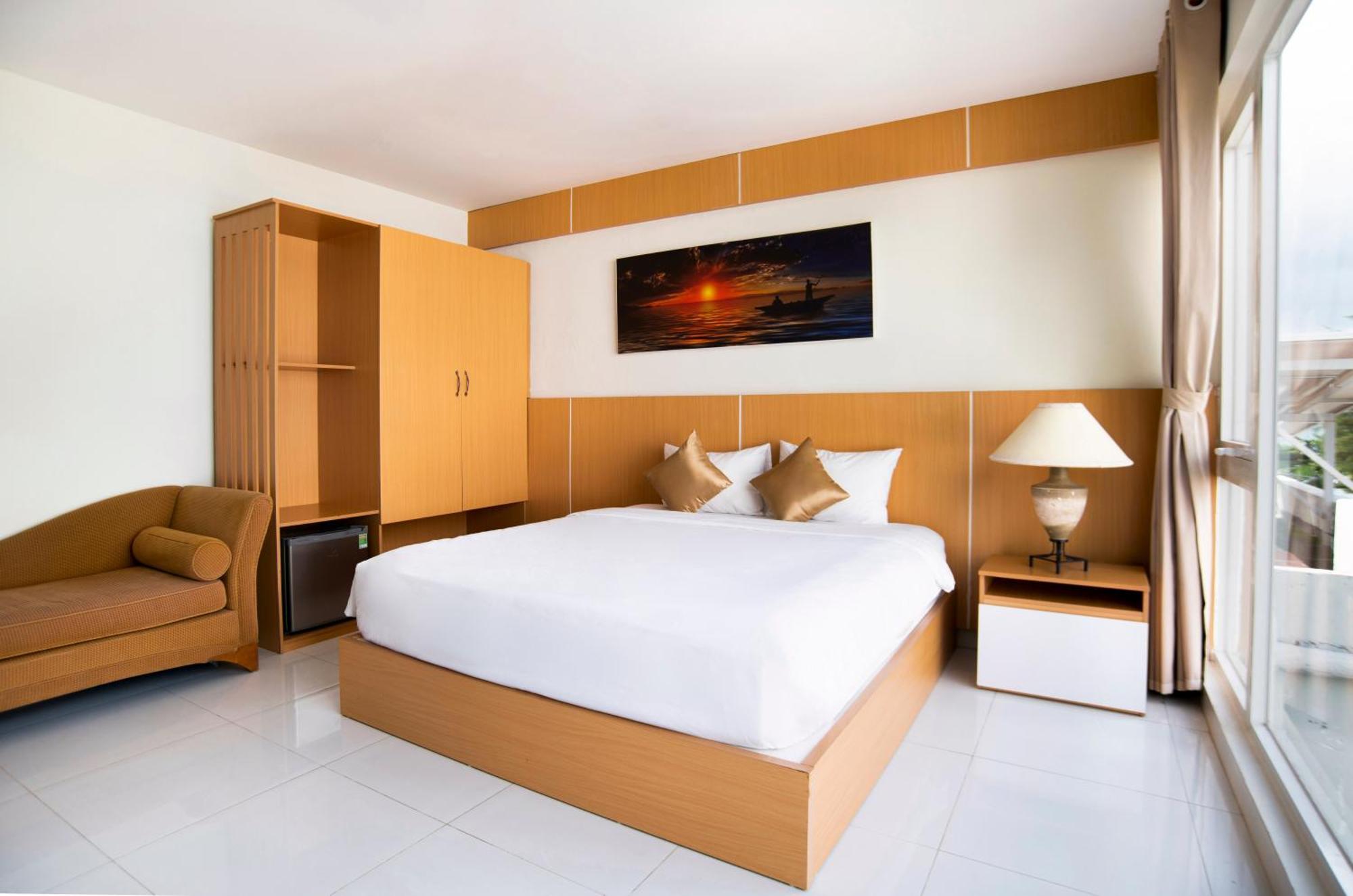 Conson Hotel Chi Khu Co Ong Bagian luar foto