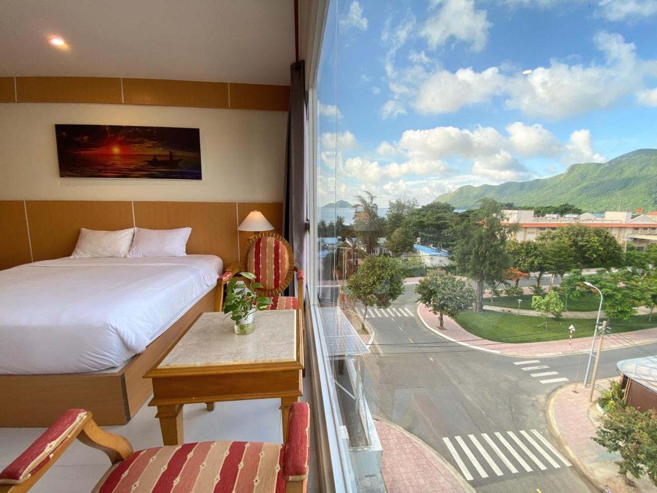 Conson Hotel Chi Khu Co Ong Bagian luar foto